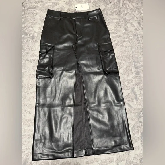7 For All Mankind Faux Leather Cargo Midi Skirt With Slit Black Size Small - Picture 3 of 7